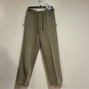 Nike Tech Fleece Wide Leg Pants Olive Green Men’s Size Medium HJ0695-320 NWT